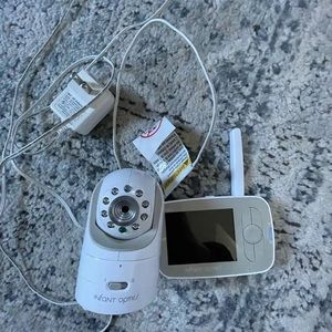 Infant optics baby monitor